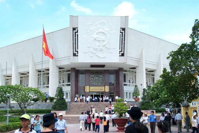 hanoivanhien bao-tang-ho-chi-minh-news