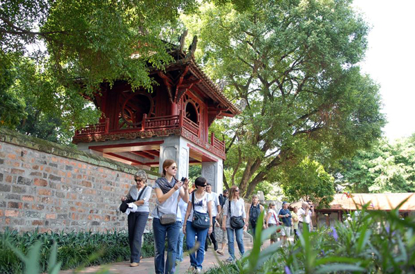 hanoivanhien bia-van-mieu-quoc-tu-giam-di-san-tu-lieu-the-gioi-news