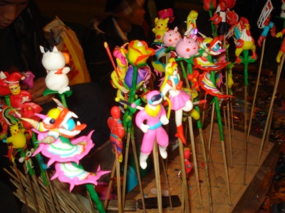 Về thăm làng tò he – Xuân La