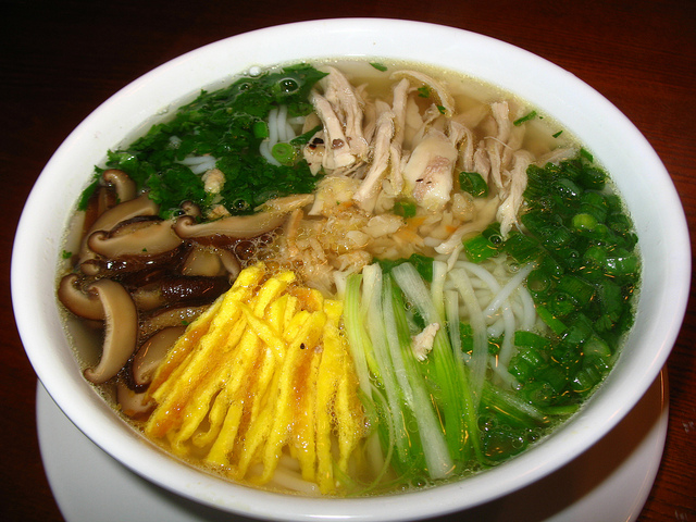 hanoivanhien thuong-thuc-mon-bun-o-ha-noi-news