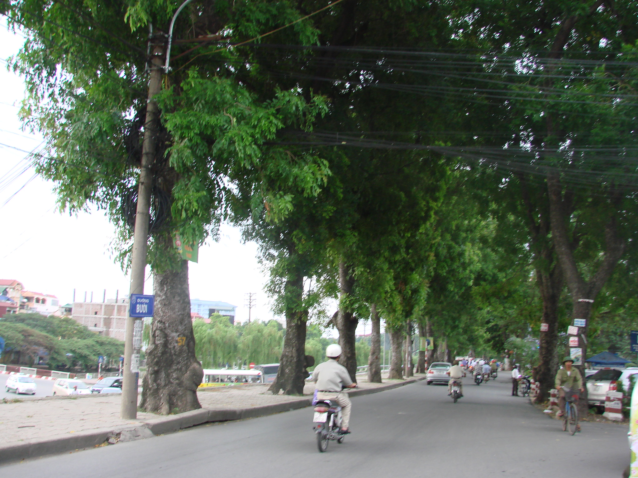 Các đường phố Hà Nội theo vần B